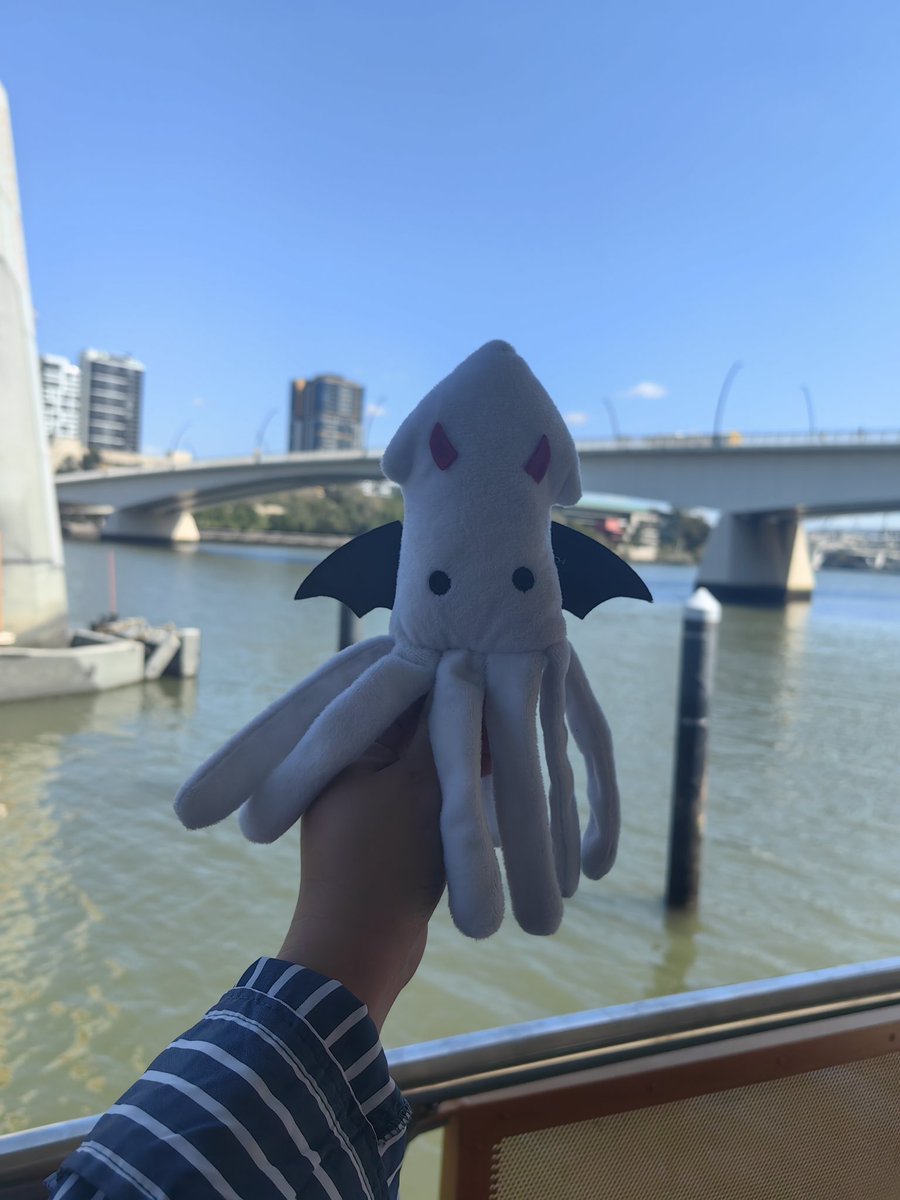 amojinph's tweet photo. My stroll buddy for my city tour todayyyy #squidja https://t.co/0nSfyfF6Bv