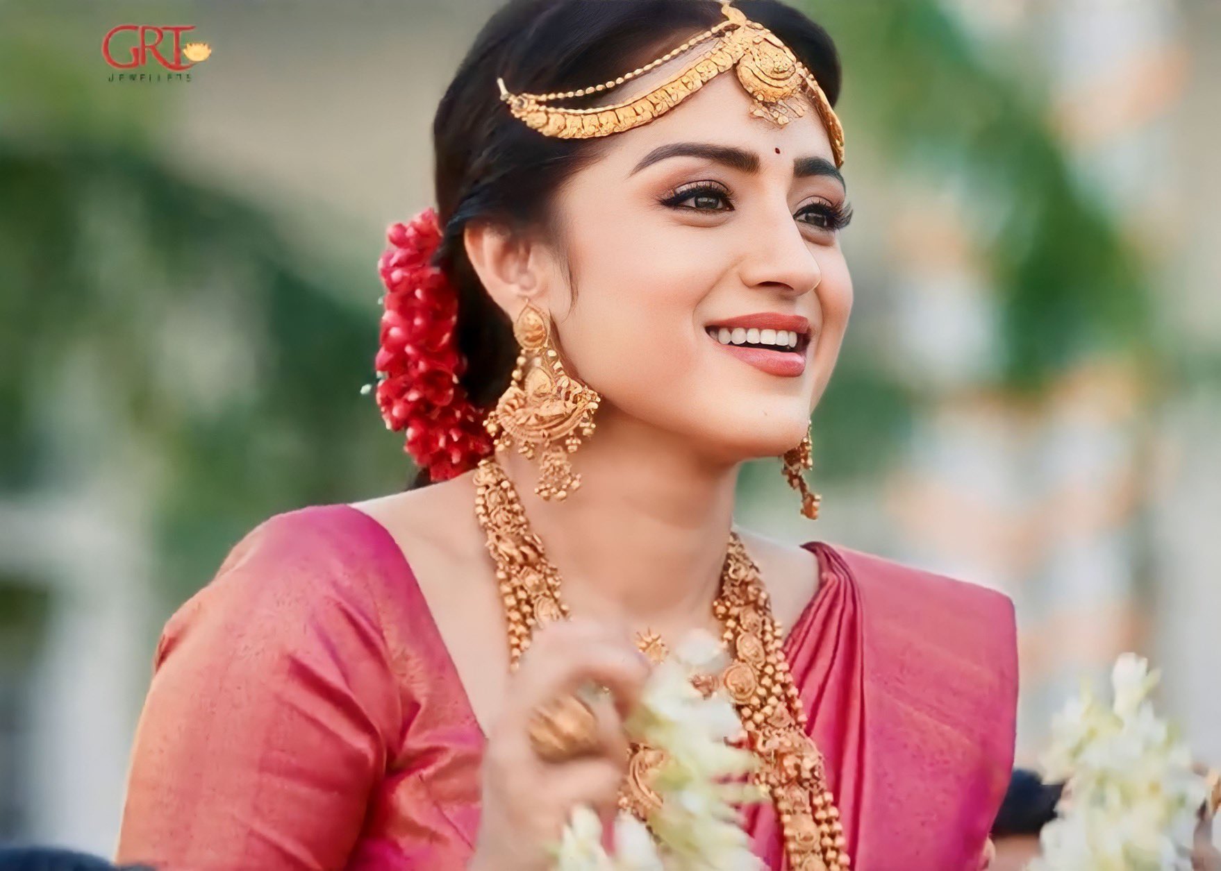 F4XdBROX0AAjU_n?format=jpg&name=large