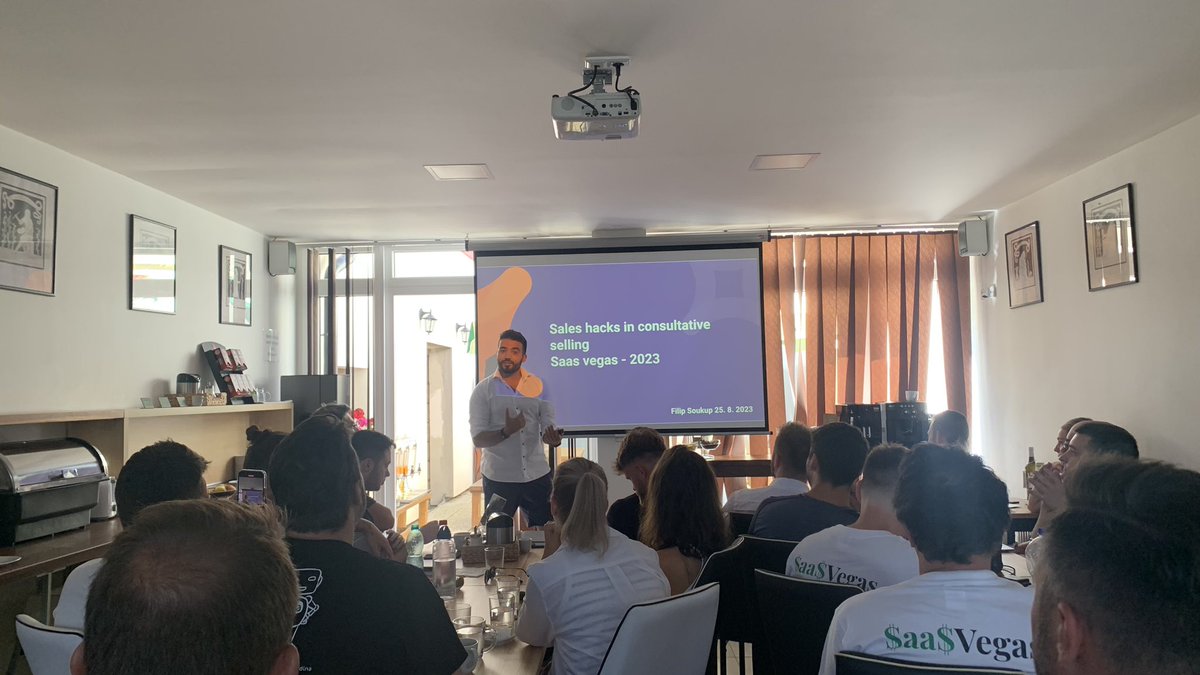 SaasVegas zase po roce! Aneb co se stalo ve Vegas, zůstává ve Vegas :) Nejlepší #saas akce roku, díky @FreeloCZc <a href="/KarelDytrych/">Karel Dytrych</a> a <a href="/HanaMolikova/">Hana Weaver</a> #saasvegas #saasvegas23