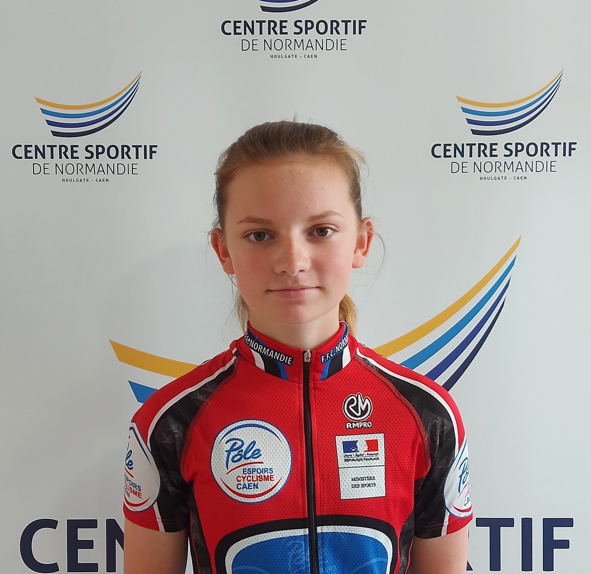 🚴‍♀ Une Championne du Monde passée par le CSN et la pépinière du <a href="/PoleCaen/">Pole Espoir de Caen</a> il y a à peine deux ans (2021-2022)! 😎🥳
Bravo <a href="/MahieuLeonie/">Léonie Mahieu</a> ! 👏#cyclisme #tremplin 

<a href="/RegionNormandie/">Région Normandie</a> <a href="/GRAND_INSEP/">Réseau Grand INSEP</a> <a href="/CalvadosDep/">( parti sur Bluesky) Calvados Département🍏🌊</a> <a href="/ac_normandie/">Académie de Normandie</a> <a href="/LaplaceLycee/">Lycée DUMONT D'URVILLE | LAPLACE</a> <a href="/FFCyclisme/">FFC</a> <a href="/NormandieCyclis/">Normandie cyclisme</a>