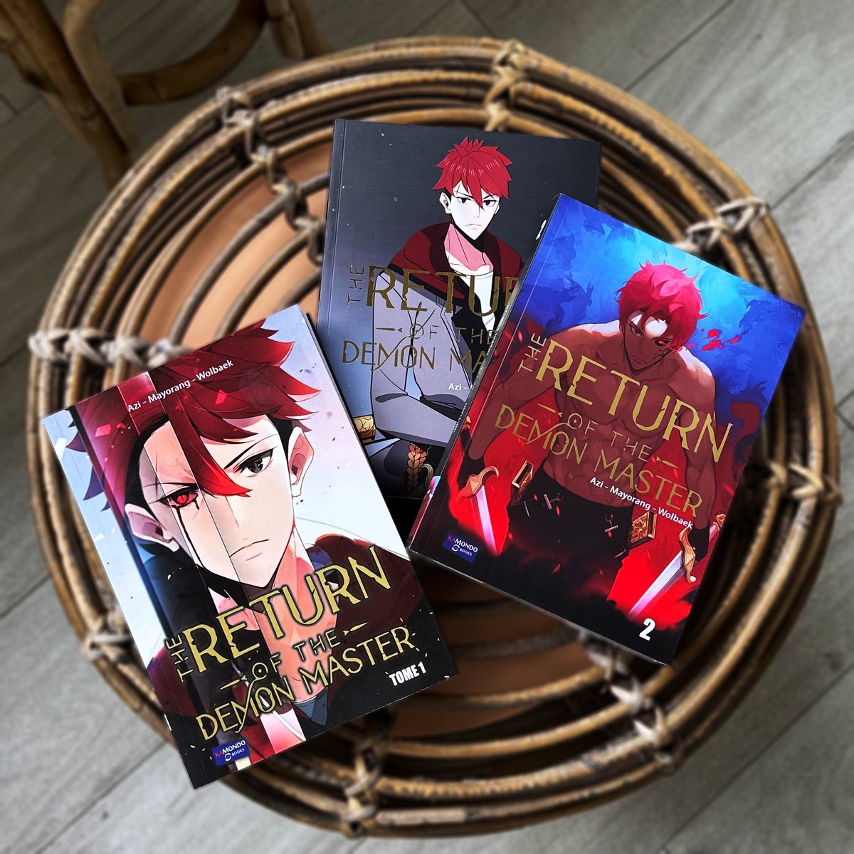 Kamondo_Books's tweet photo. Votre Démon Rouge préféré pourrait bien être de retour très prochainement... 👀 

#webtoon #webtoonpapier #webtoonromance #webtoonaction #anime #universmanga  #mangafr #mangatheque #Manhua #thereturnofthedemonmaster https://t.co/E0t7X1fHls