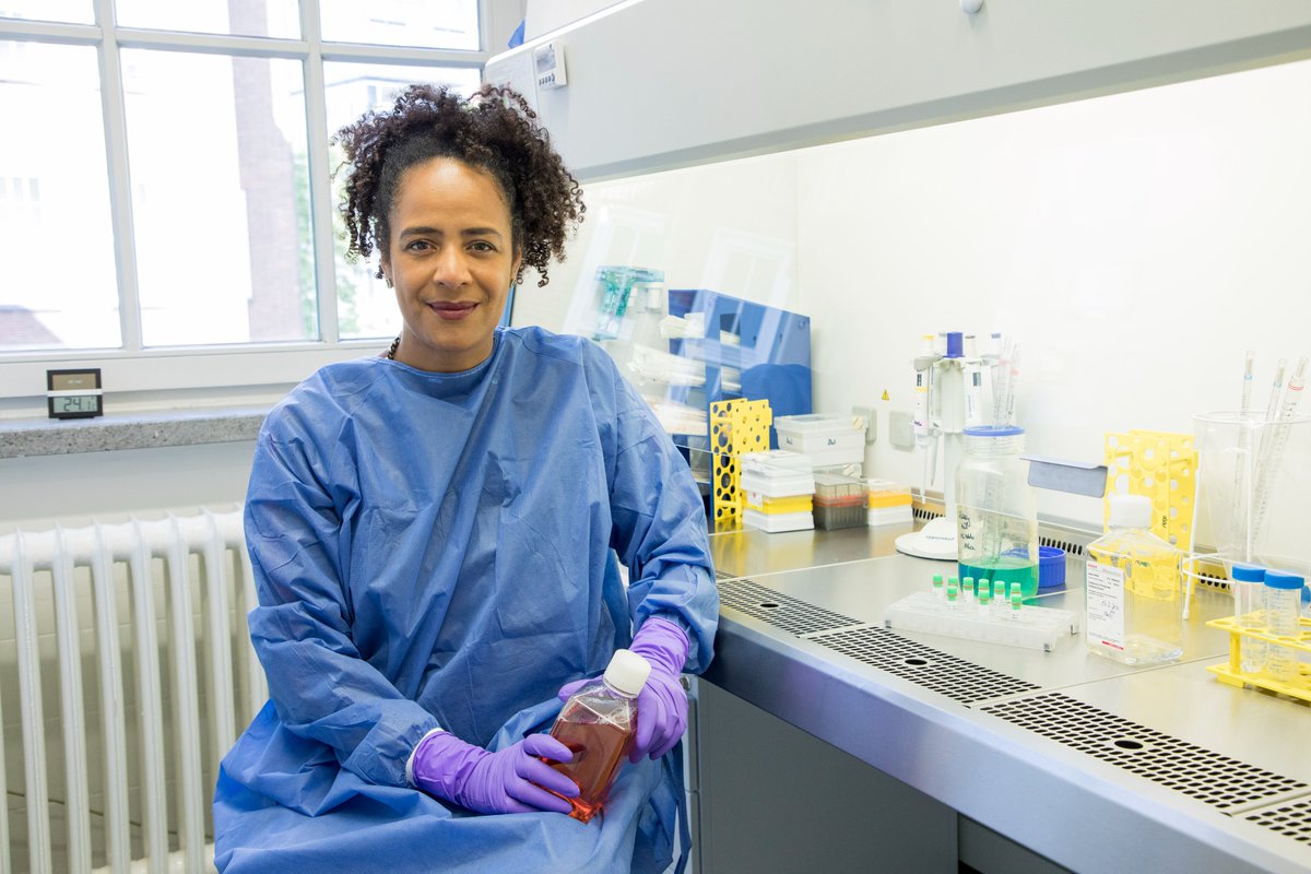 Wir gratulieren Prof. Dr. @marylyn_addo vom #UKEHamburg zum #Bundesverdienstkreuz für ihre herausragenden medizinischen & wissenschaftlichen Leistungen in der Erforschung von Infektionskrankheiten wie #HIV, #Ebola & #COVID19 sowie für ihren engagierten gesellschaftlichen Einsatz!