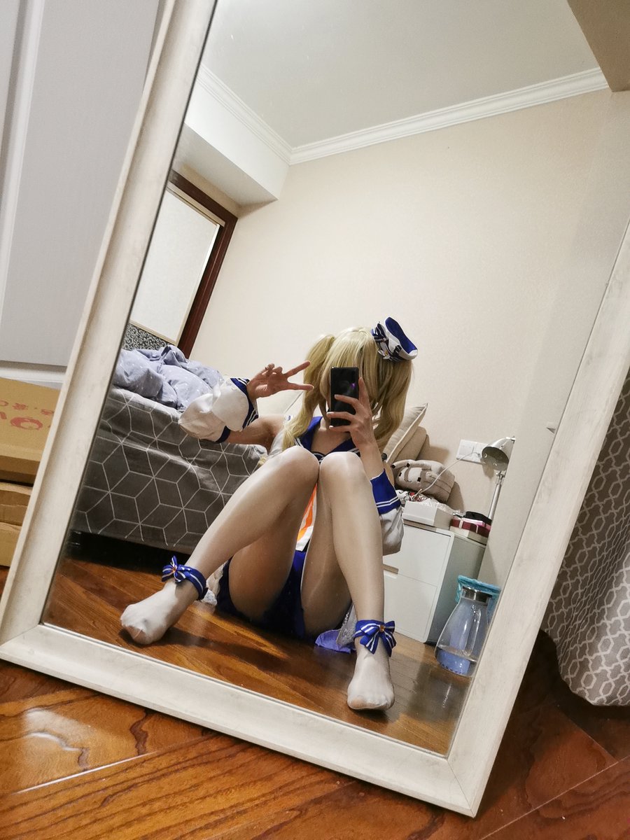EsYorha's tweet photo. ☆☆☆ https://t.co/0N4EsEcby0