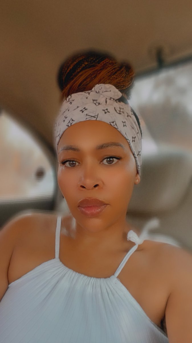 _yummymom's tweet photo. Drink lots of water, & mind only the business that pays you.💦
#SkinGlowing✨ #PeaceIsBeautiful🫠 #Contentment https://t.co/KVGPjJPAIG