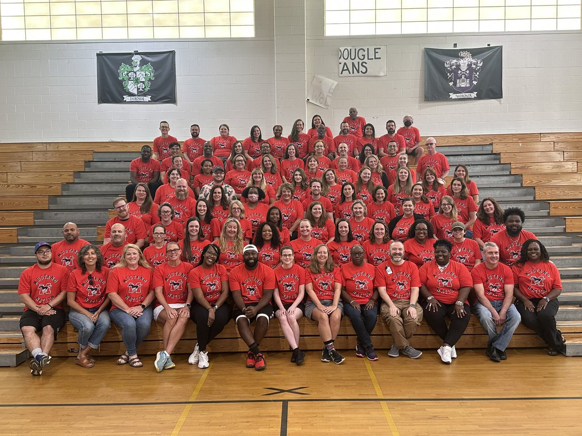 McDougleMiddle's tweet photo. This amazing staff has worked so hard all week to launch a successful school year. #Mustangproud https://t.co/3e8OXiwWcp