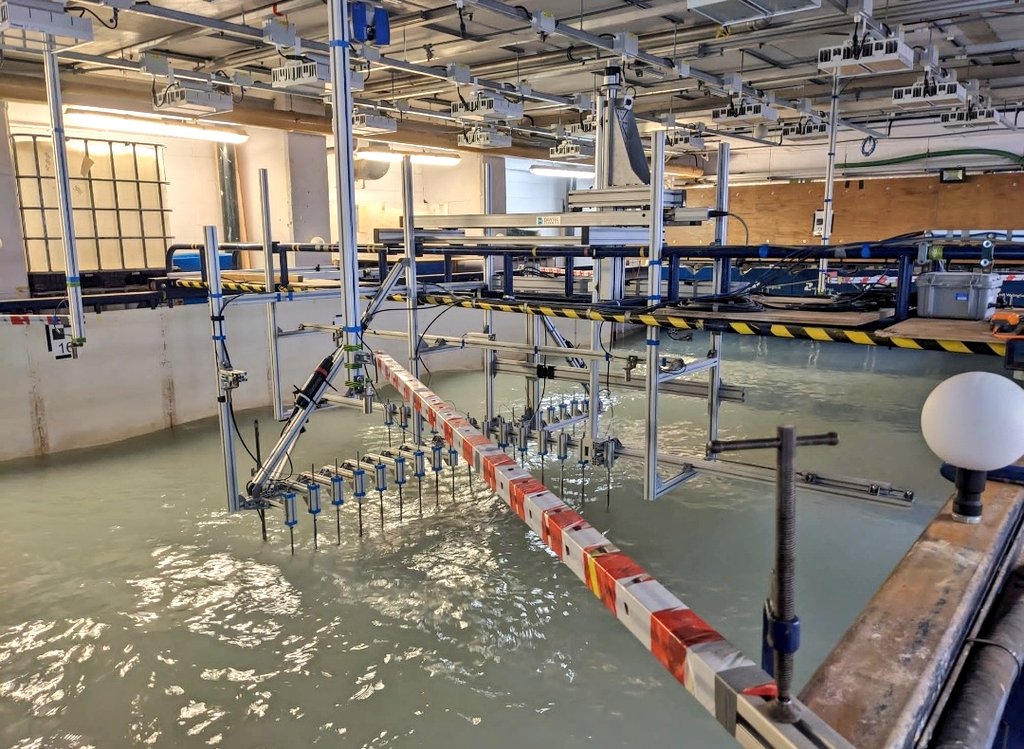 Prof. Dan Parsons @LboroUniversity ๐๐ง๐ฐ๐โฝ๏ธ๐โณ๐ (@bedform) on Twitter photo Superb combined flow-wave cohesive sediment experiments led by <a href="/anne_baar/">Anne Baar</a> <a href="/LeverhulmeTrust/">The Leverhulme Trust</a> <a href="/TotEnvSimulator/">Total Environment Simulator</a> ๐๐โจ๏ธ #FlumeFriday Superb combined flow-wave cohesive sediment experiments led by <a href="/anne_baar/">Anne Baar</a> <a href="/LeverhulmeTrust/">The Leverhulme Trust</a> <a href="/TotEnvSimulator/">Total Environment Simulator</a> ๐๐โจ๏ธ #FlumeFriday