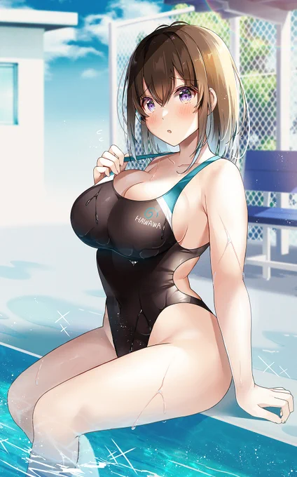 間違って競泳水着を着てるからって、そんな見ないで…