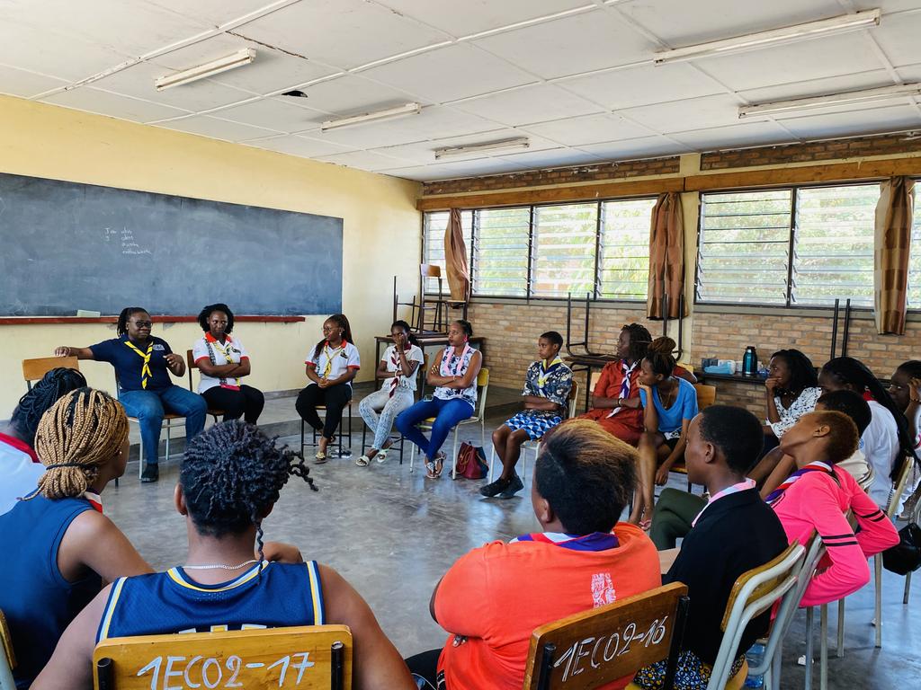 For the National Youth Conference, we had a session with the Former President of the Africa Region, Larissa Byll Cataria and a Girl Guides who is a businesswoman. They shared with us their experience as empowered Women, how to trust is our dreams and to fight for it.