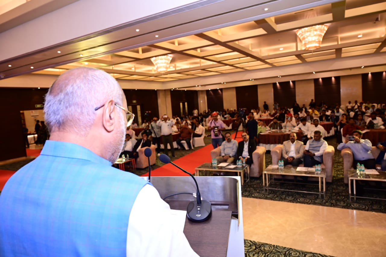 औद्योगिक विकास जरूरी, मगर पर्यावरण सुरक्षा के साथ, गवर्नर CP राधाकृष्णन ने…-Industrial development is necessary, but with environmental protection, Governor CP Radhakrishnan…