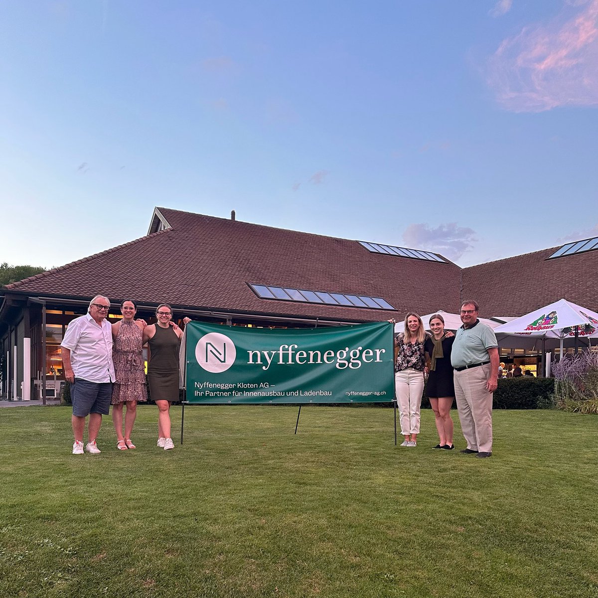 Last week was for once not about curling. The golf tournament organized by our sponsor Nyffenegger AG was great. Thank you very much for having us with you!