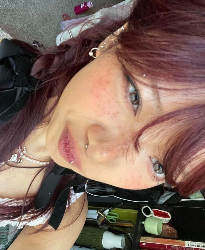 conheçam hyun-ji (sim mesmo mome)