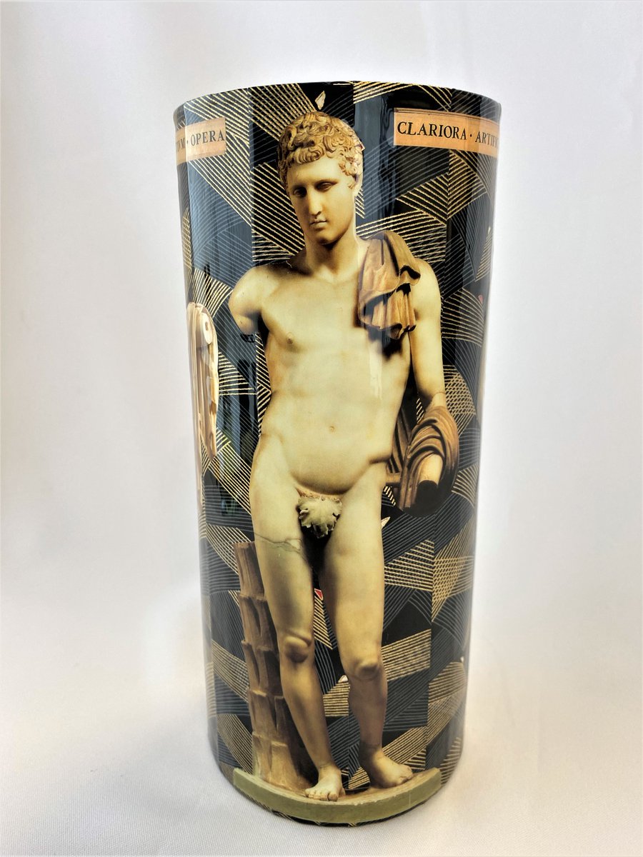 vgemmelldesign's tweet photo. Just one of my latest collage glassware designs. All original pieces, each one totally unique!  DM or email vanessagemmelldesigns@gmail.com for further details/prices/commissions. https://t.co/XKg2d3dtyl