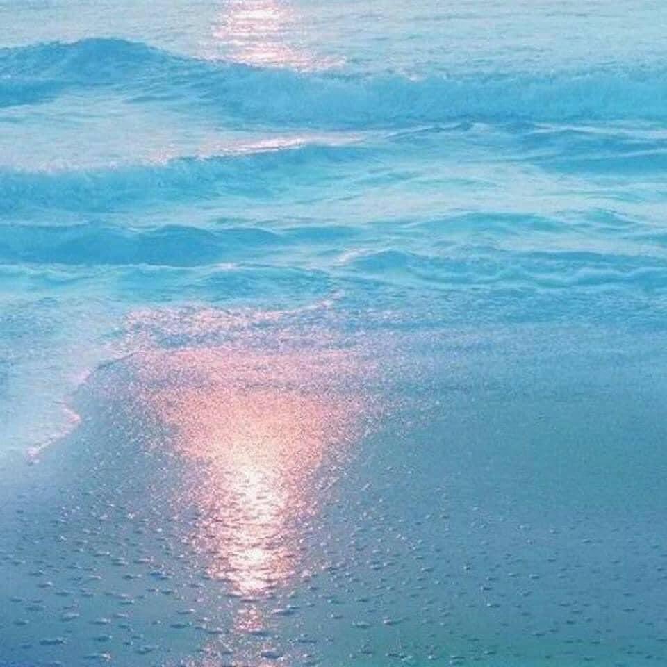 feelsinposts's tweet photo. pastel seas https://t.co/rwaoHsuUlQ