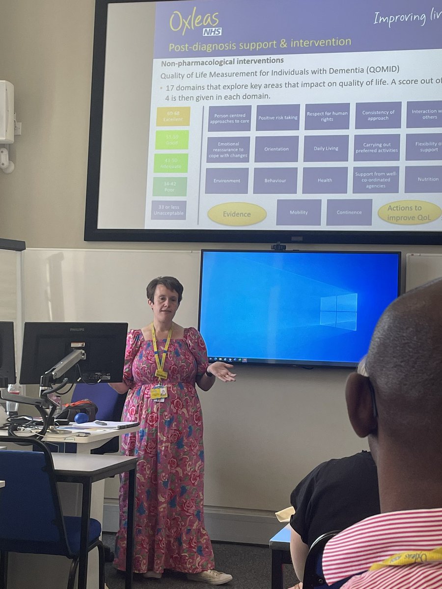 Enjoying listening and learning with a great group of LD nurses, Lindsay is sharing the fabulous service they offer in their LD dementia pathway, 2 in 3 people with Down’s syndrome over 60 will have dementia #oxLDN @ALDatOxleas <a href="/OxleasNHS/">Oxleas NHS</a>