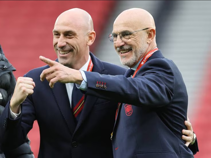 🚨 OFICIAL: Mortadelo y Filemón seguirán al mando de la Selección Española.