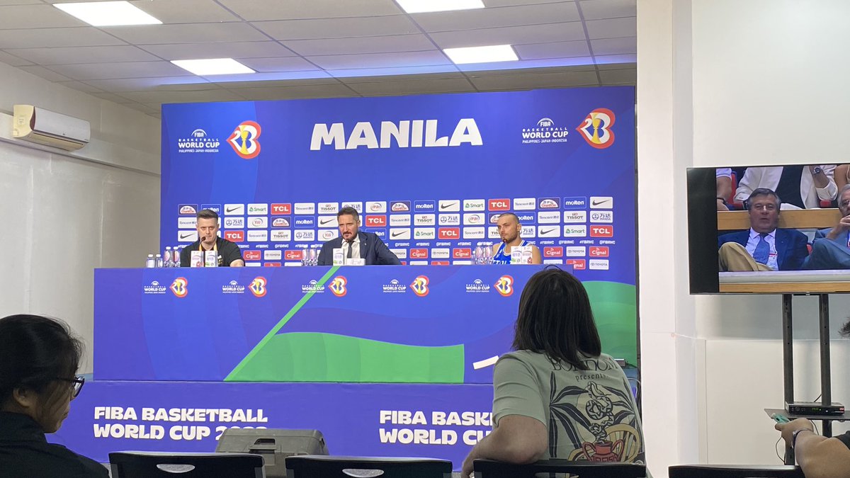 cesaremilanti's tweet photo. "Where is Manny Pacquiao? Will he fight with me? My number is 335... tell him to call me, I'll wait for him in my room". Gianmarco Pozzecco's show in the post-game press conference. https://t.co/FZ179RSTPs