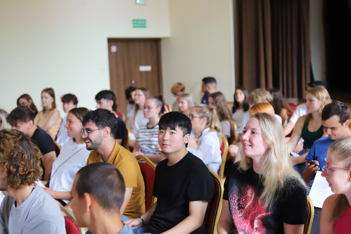 ProjektTarnow's tweet photo. Rozpoczęliśmy kolejną wymianę młodzieży w tym roku. Tym razem zdecydowanie największy nacisk kładziemy na kwestie związane z ekologią i Europejskim Zielonym Ładem. Obserwujcie Nas szczególnie w najbliższych dniach, bo zapowiada się wspaniały czas z naszymi uczestnikami! https://t.co/o0sVujWQvA