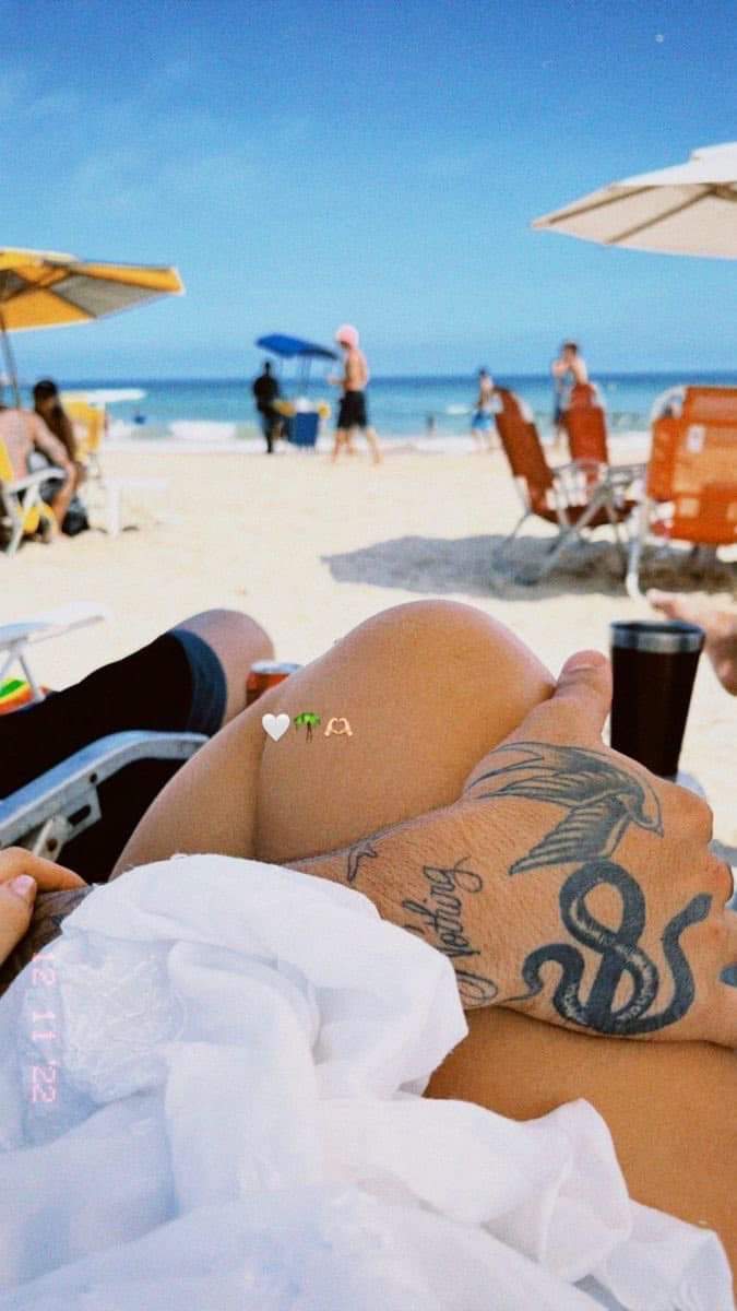 procure alguém para fazer um futuro, a rua não traz nada.❤️✨