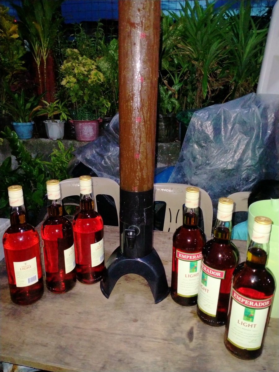 cy_abello's tweet photo. tara shot??? https://t.co/Mcxn44kRMg