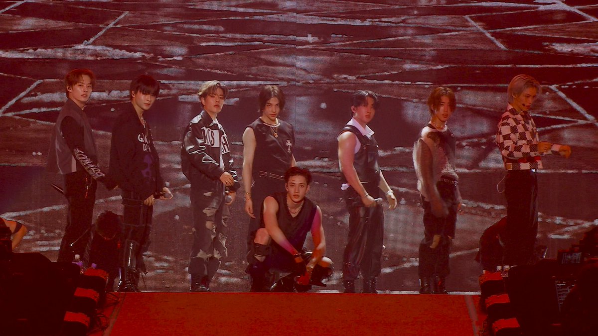 Stray Kids(스트레이 키즈)
5-STAR Dome Tour 2023 Seoul Special (UNVEIL 13)

2023.10.21 (SAT) 6PM
2023.10.22 (SUN) 5PM

youtu.be/xeJg3AEbD0E

#StrayKids #스트레이키즈
#5_STAR
#5_STAR_DOMETOUR
#5_STAR_DOMETOUR_Seoul_Special_UNVEIL13
#YouMakeStrayKidsStay