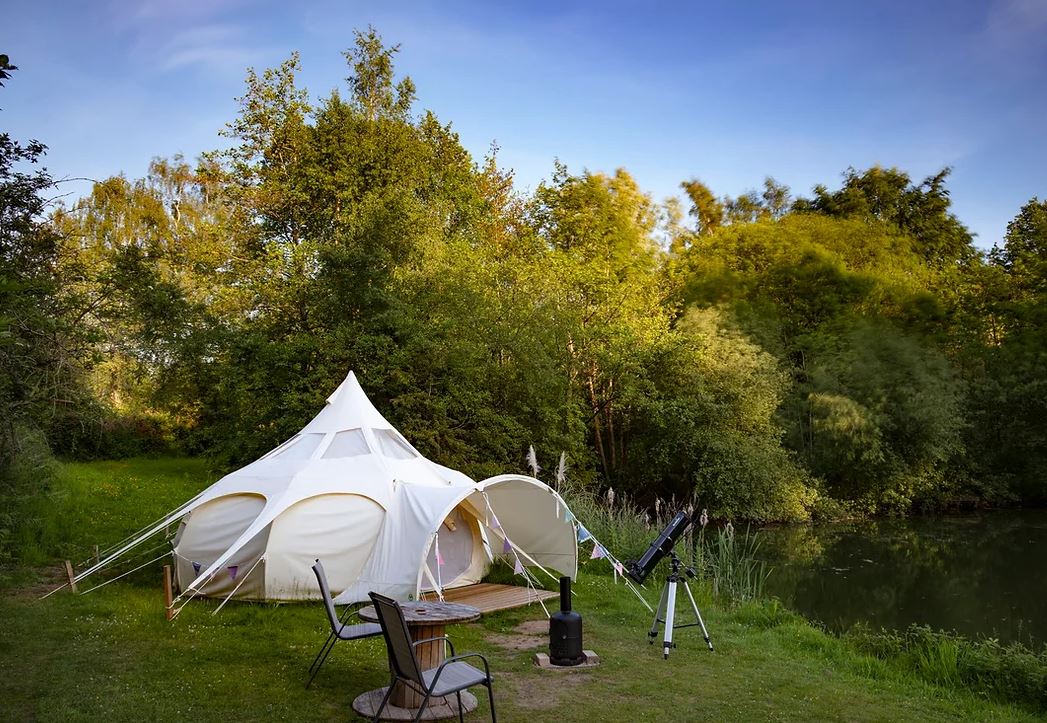 Camping_Direct's tweet image. ✨ Embrace Enchanting Glamping at Lloyds Meadow Glamping.
Experience the magic of glamping like never before at Lloyds Meadow Glamping, set in the heart of Chester, Cheshire.
camping-directory.uk/3125 
#LakesideMagic #Holiday #AdultOnly #RuralRetreat #Relax #Chester #Cheshire