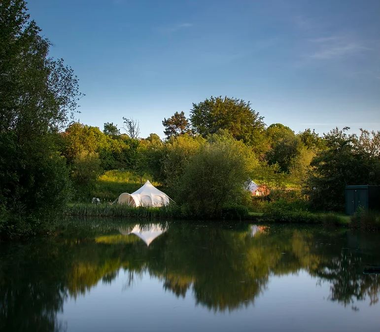 Camping_Direct's tweet image. ✨ Embrace Enchanting Glamping at Lloyds Meadow Glamping.
Experience the magic of glamping like never before at Lloyds Meadow Glamping, set in the heart of Chester, Cheshire.
camping-directory.uk/3125 
#LakesideMagic #Holiday #AdultOnly #RuralRetreat #Relax #Chester #Cheshire