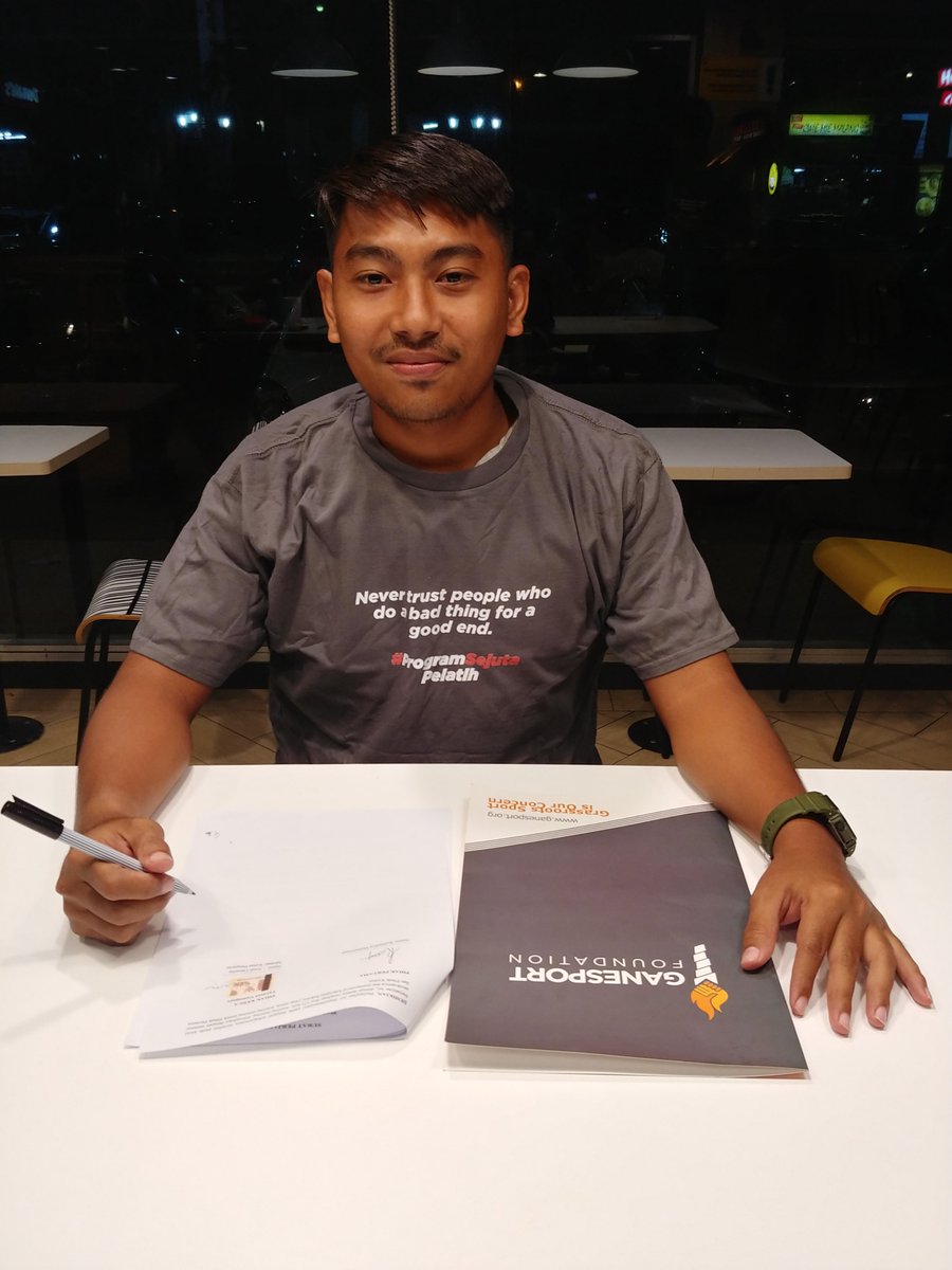 Congratulations to Chaerul, Faris, Lukman and Rafli on winning Program Sejuta Pelatih scholarships. They will undertake a level-1 certificate in coaching football shortly under our sponsorship. #programsejutapelatih #sports