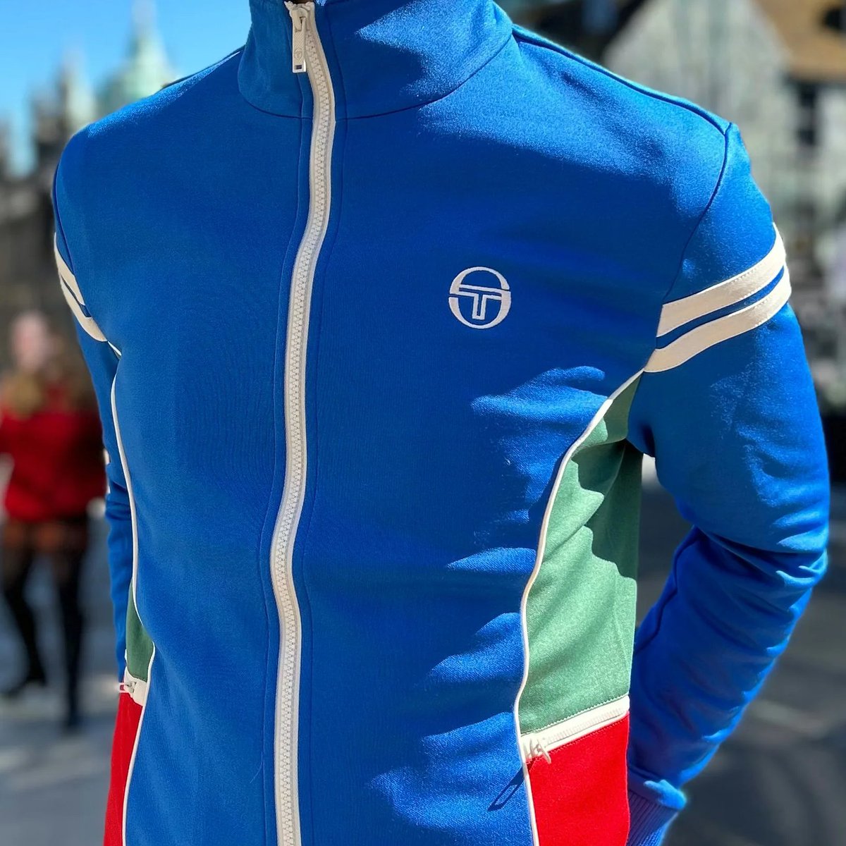 man_savings's tweet photo. Ad: Sergio Tacchini sale - Extra discount code🆕

Includes a range of Track Tops, Polos, Shorts, Tees and more...

** Save up to 40% + an EXTRA 10% off **

To apply the additional discounts use code EXTRA10 at checkouts >> https://t.co/HZGklnYpFH

*Ltd stock and sizes https://t.co/VUMPYB0kms
