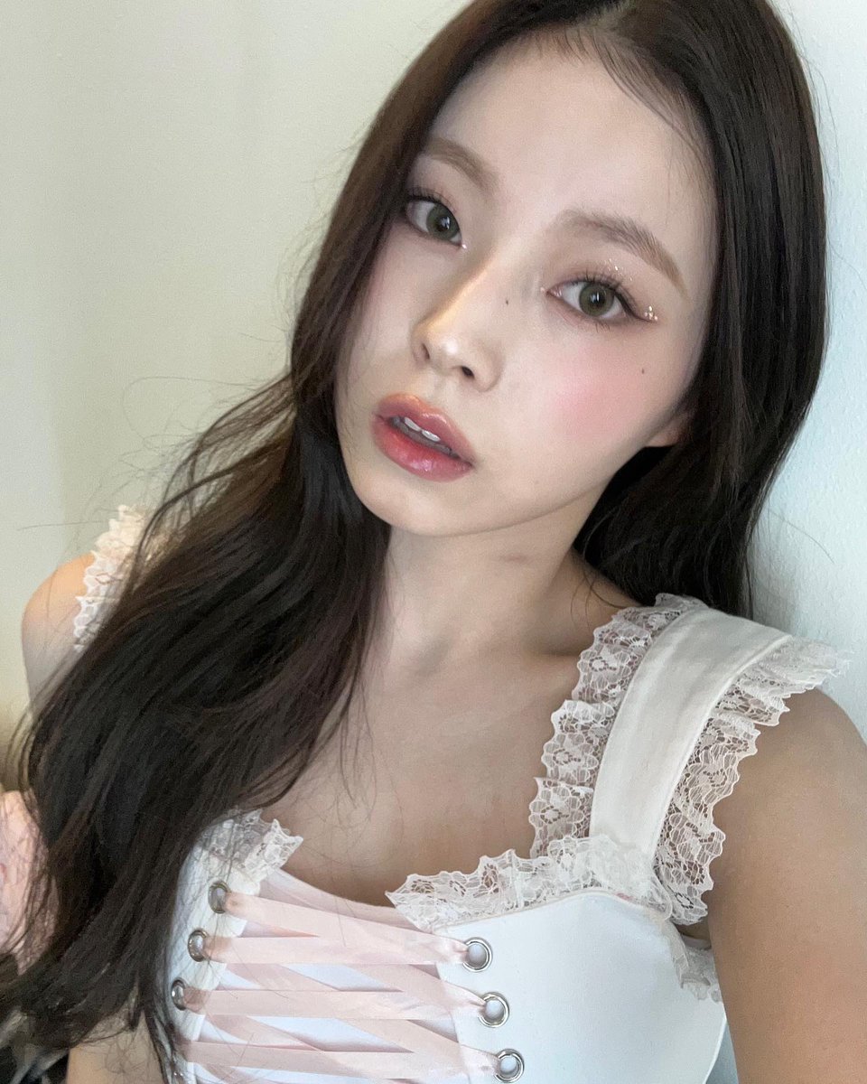 jangkpujin's tweet photo. https://t.co/yEaxIb4M6P https://t.co/wYLRyw0Z1g