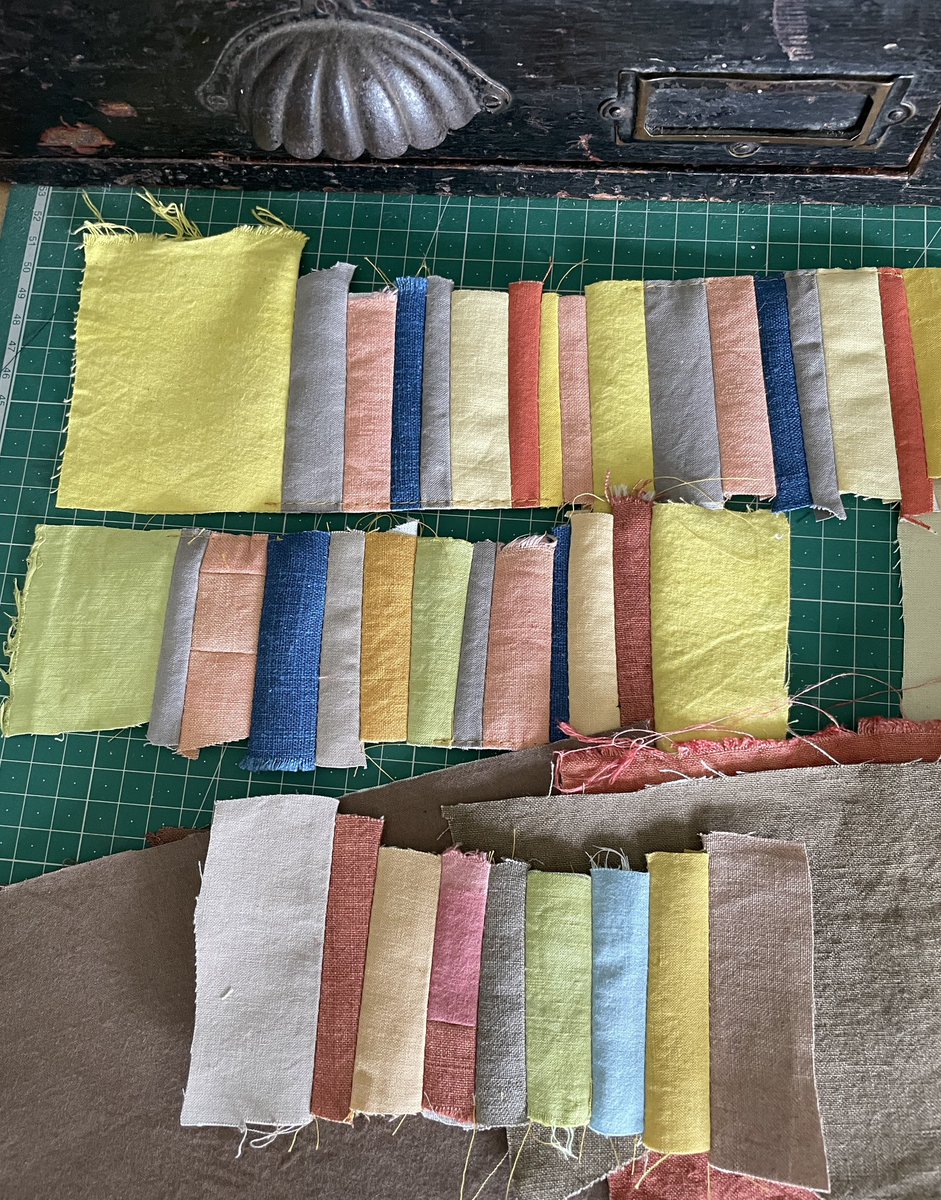 redrubyrose_'s tweet photo. In progress. Snippets of meadowsweet, indigo, madder, iris root, reed flower and gorse. https://t.co/6yUewTUtqB