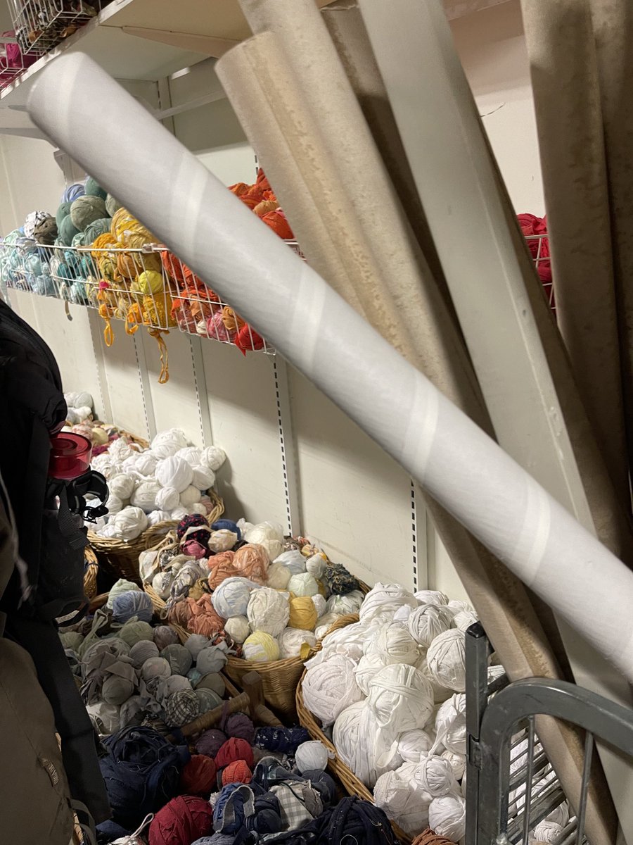 #reuse #circulareconomi her kindergartens can come and take ressurser for fri to the children to #play and #explore ⁦<a href="/Eskilstuna/">Eskilstuna</a>⁩