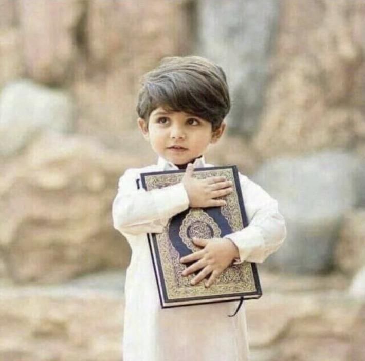 Tarfa61's tweet photo. لازال هناك متسع لقراءة سورة الكهف والأكثار من الصلاة على نبينا محمد ..🌸🍃

🌸🍃 https://t.co/fEq8230y6M