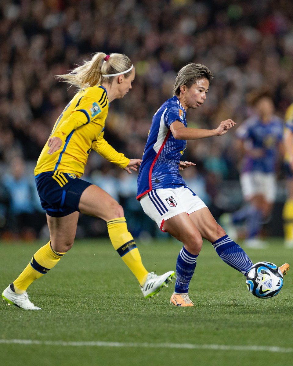 ⚽ Own a piece of the unforgettable FIFA Women's World Cup 2023™ action, raising funds for
<a href="/TheOneGoalOrg/">The One Goal</a>.

Match balls donated by Coca-Cola – official partner of FIFA Women’s World Cup 2023™, and used in the #FWWC final stages are up for grabs 👇
matchwornshirt.com/category/coca-…