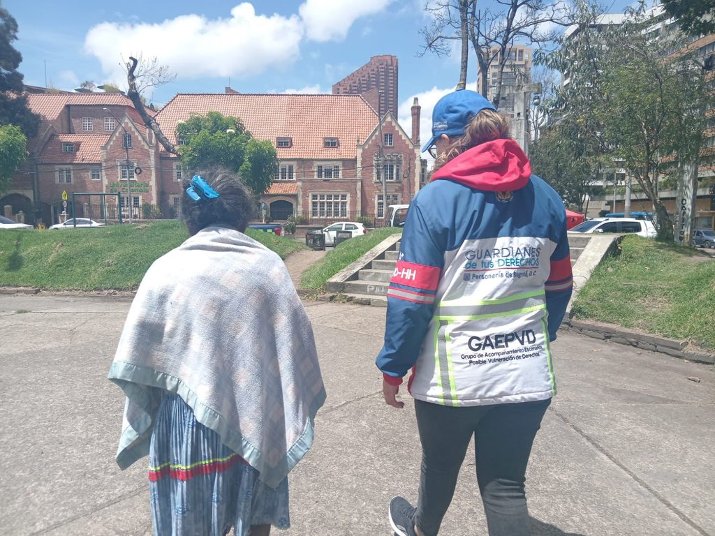 personeriabta's tweet photo. #AEstaHora La @personeriabta, a través del #GAEPVD, verifica la garantía de derechos de 35 familias de la comunidad indígena Embera Katio que se encuentran en el Parque Nacional. 

#GuardianesDeTusDerechos https://t.co/u9soVJJuzD