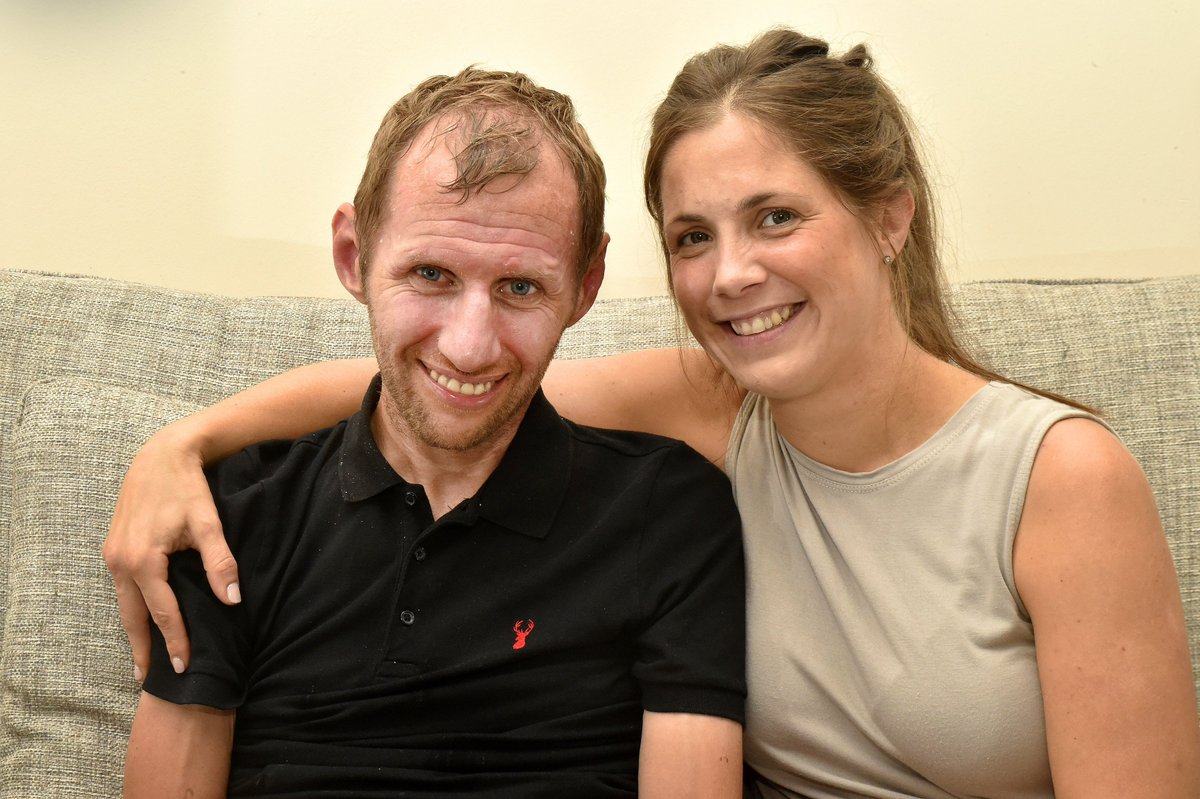 LeedsNews's tweet image. There are just nine days left to vote for 'Rob Burrow: Living with MND' to win a National Television Award.

The former Leeds Rhinos star and his wife Lindsey welcomed cameras into their home for the powerful documentary about the impact of motor neurone disease.