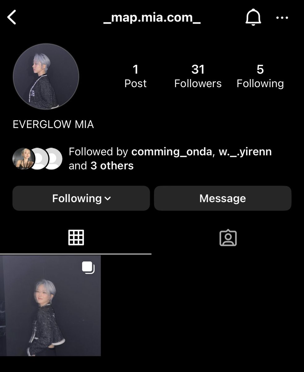 evglowz's tweet photo. EVERGLOW member officially opened their personal instagram accounts!! 🤍🤍 https://t.co/FbTXbhB8NY