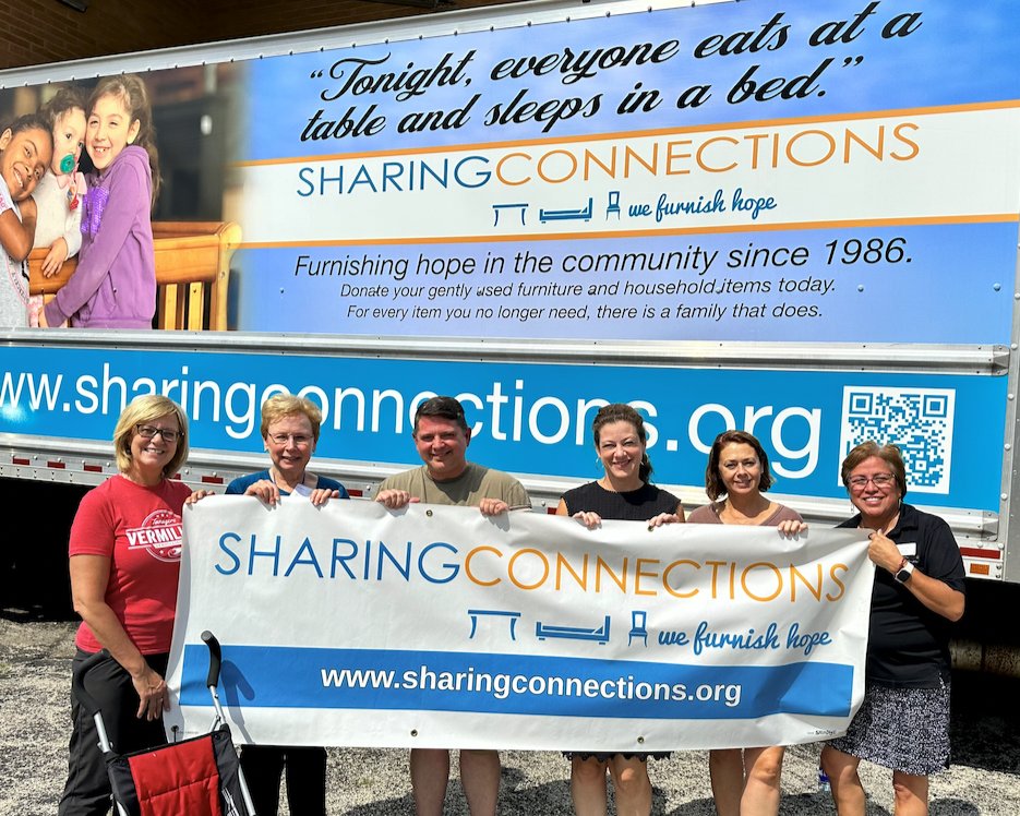 Sharing Connections was proud to donate strollers for the Project H.O.O.D. event on 8/13/23 for the Annual Back to School Summer Smash and the World's Largest Baby Shower. Over 1,100 moms received baby supplies for their newborns, surrounded by thousands of community members.