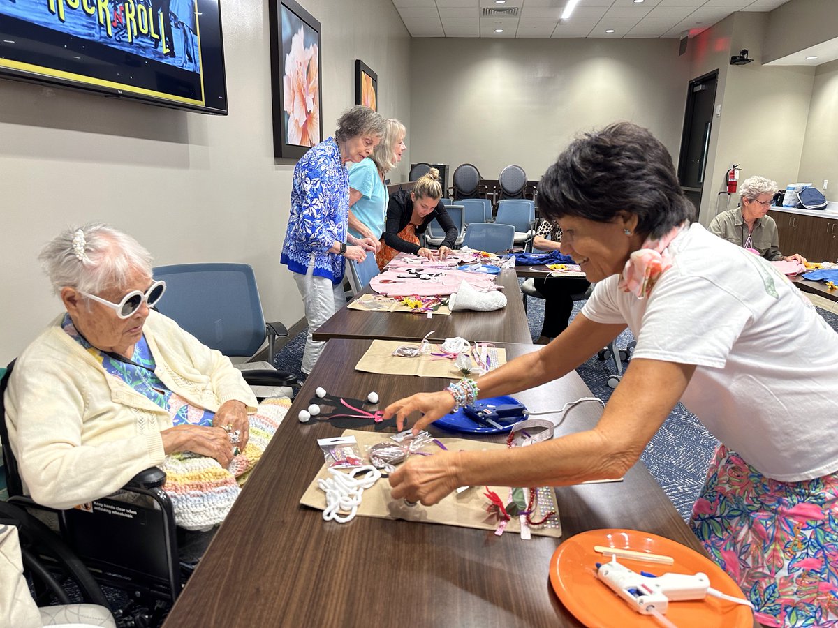 Our residents are getting hip for next week's 50's-style Sock Hop by making their own Poodle Skirts!  Can you dig it? 😎 #johnknoxvillageofflorida #activeseniorliving #seniorlivingcommunity #pompanobeach #lifeplancommunity #ccrc #sockhop