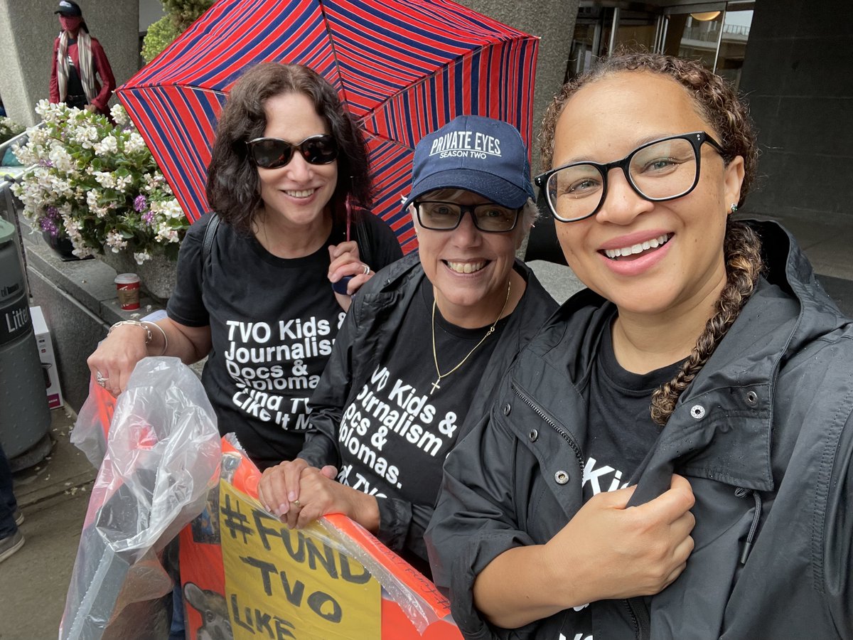 namshine's tweet image. Naomi, Chris (&amp;amp; Linda) were my first friends at TVO. It's scary to start a new job anywhere. I felt like a fish out of water but they were so kind to me. During the earliest &amp;amp; scariest times of lockdowns, they checked in on me &amp;amp; my kids. Forever grateful #MoreThanWork @TVO_CMG