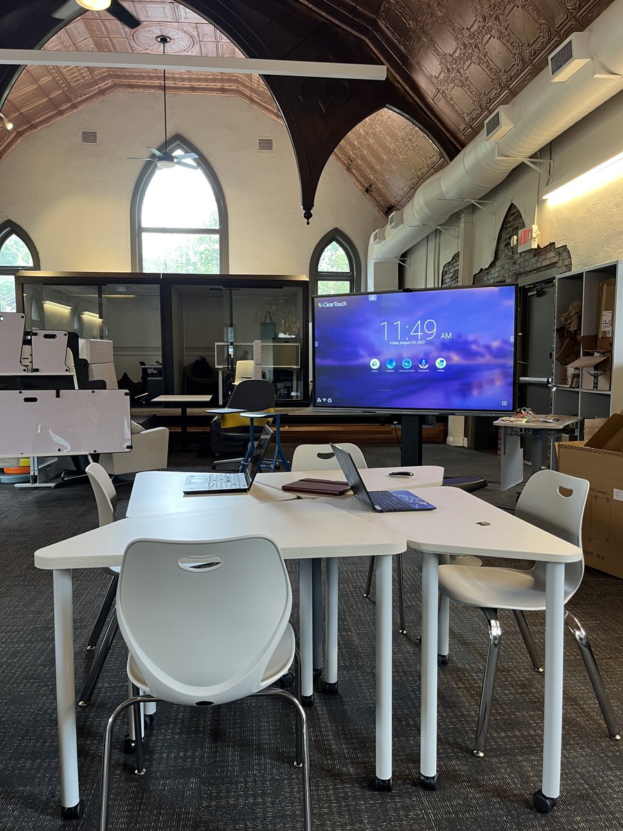 MrRyneAnthony's tweet photo. @FluxSpace_io Pittsburgh is coming together! Great to have @WhitakerErin and @DrJacieMaslyk on the team! Come visit! Play, test, explore #STEMeducation #EDtech #flexiblelearningspaces #learningspaces #FutureofEducation #STEMinPA https://t.co/EM1mra922P