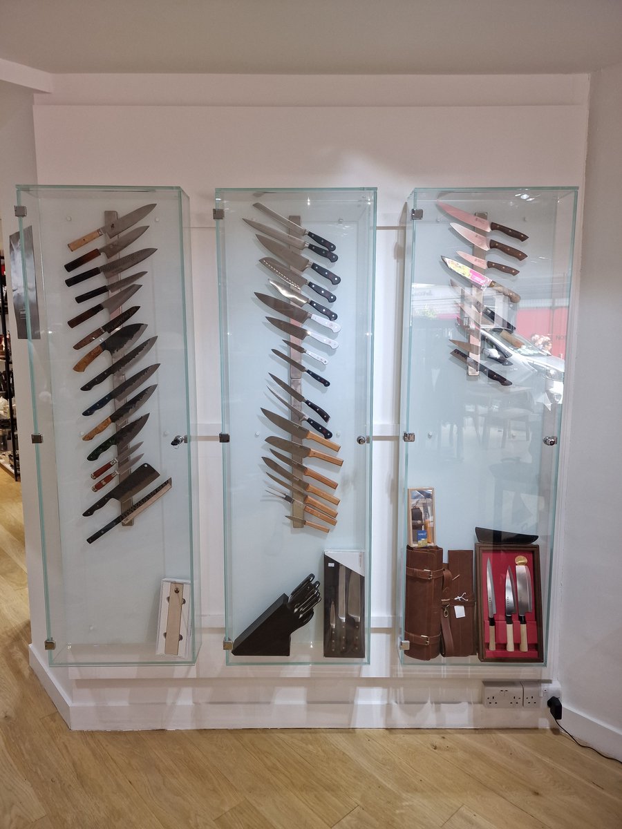 Futureglass's tweet photo. Happy Friday! 🤩

Crafted with meticulous precision, our bespoke glass knife cabinet is more than just storage; it's a masterpiece that adds sophistication to your shop. 
https://t.co/0GcjFiEvL7 https://t.co/wR47dnC690