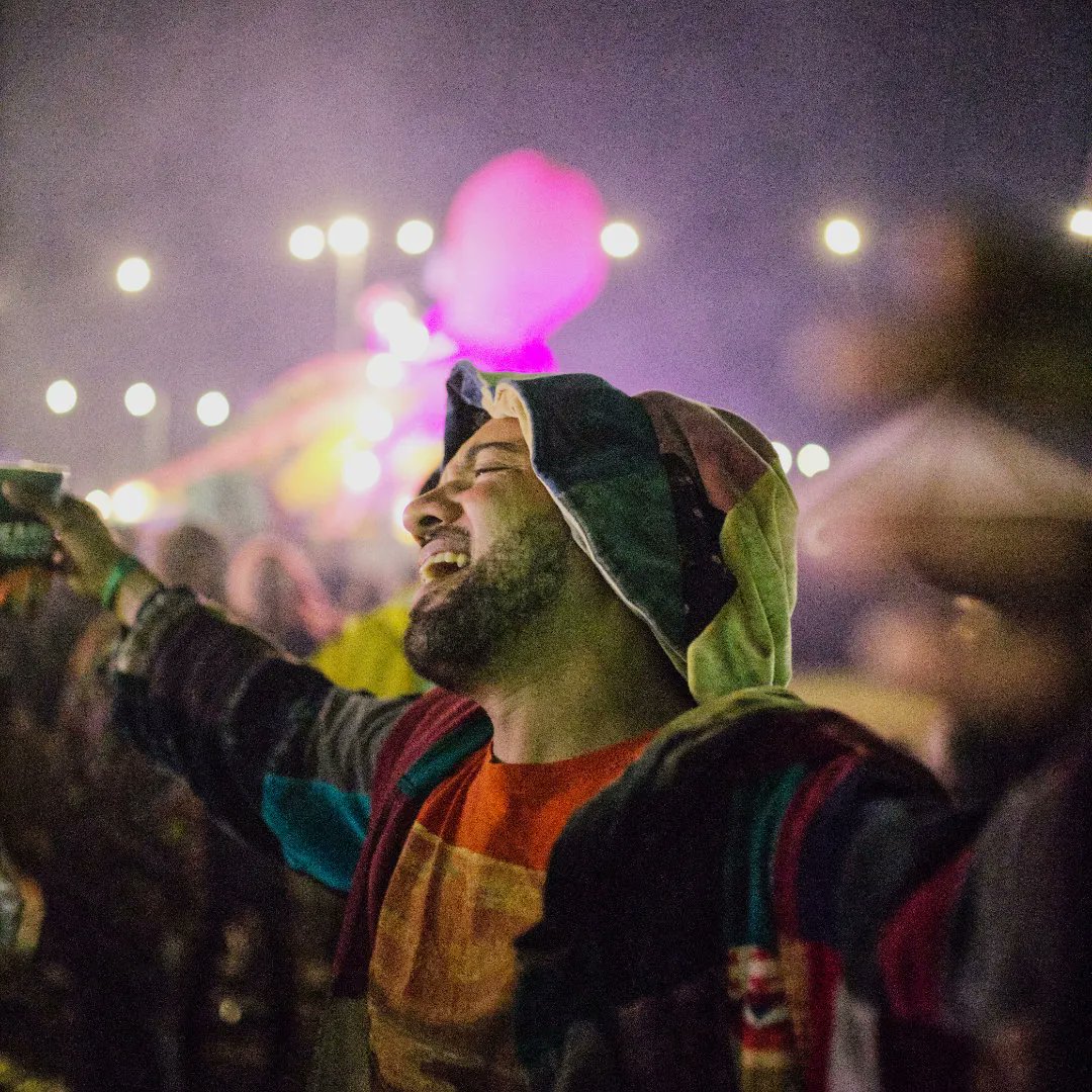 Worshipping at the alter of dance. #BeardedTheory

#FestivalPhotography