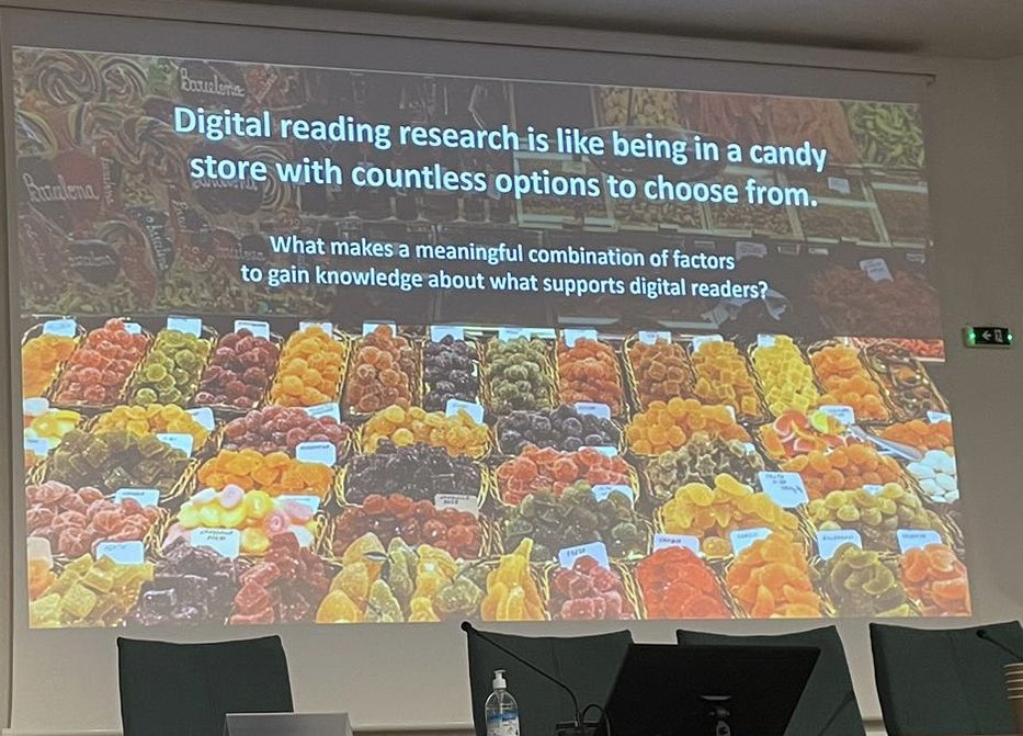 Just wanted to share my last slide of my discussion at the symposium of #DigitalReading organized by Aurora Troncoso-Ruiz @EARLI2023.