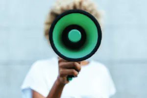 MassucciFinance's tweet photo. In his new blog post, Commonwealth Senior Vice President, Investment Management and Research, Peter Essele, discusses the differences between the economic outlook at the start of 2023 and at the midyear point. Don’t miss it: https://t.co/mp2TwFQ7by https://t.co/DlHsPoWRol