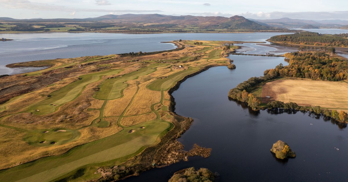 The Carnegie Links sits nestled on a promontory in the shadows of Struie Hill. 

#carnegielinks #struiehill