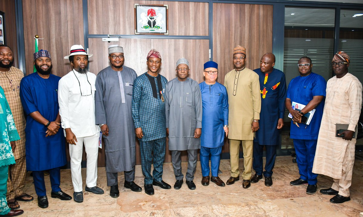 NERCNG's tweet photo. The Nigerian Institute of Electrical and Electronic Engineers (NIEEE) visit NERC to seek for greater collaboration and show appreciation for NERC's ongoing support of their activities. The NIEEE delegation was led by Engr. Felix Olu, NIEEE Acting President.

#NERC #NIEEE https://t.co/VP8XMP6ofB