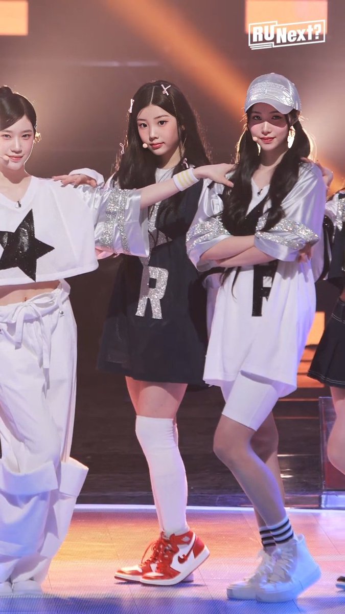 LovelyWonhee's tweet photo. #알유넥스트 #RUNext #WONHEE #원희 https://t.co/f2YRZNb6qh