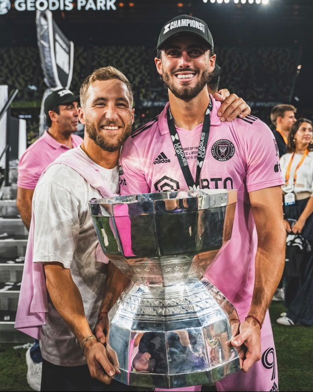 ColumbusHS_Mia's tweet photo. Historical moments of triumph: Swipe to see the joyous victory of Jorge & Jose Mas, Inter Miami CF Owners, securing the 2023 Leagues Cup Title. Also, Ricardo Blanco '13, celebrating Inter Miami CF's achievement with Leo Campana. #CPride #Adelante #ExplorersInTheNews https://t.co/yVMmcl51qY