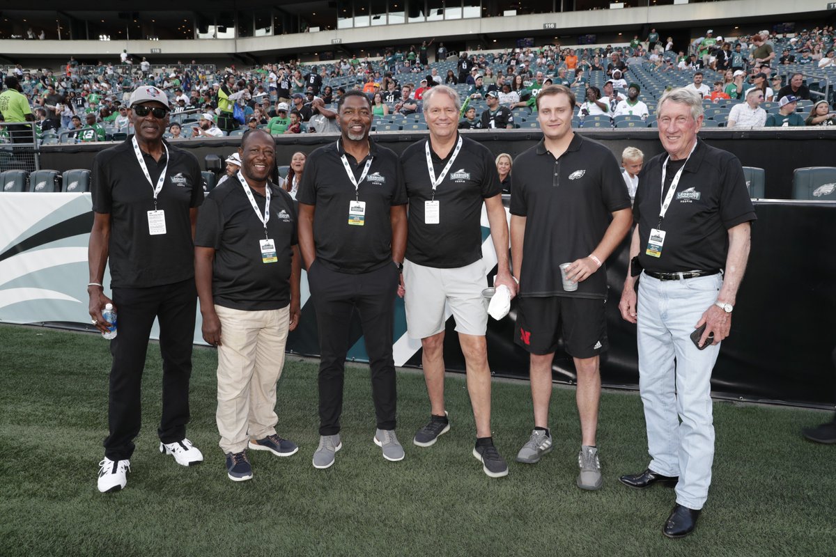 wowfritzsche's tweet photo. Made it back to Philly for the Alumni event before the Eagles played the Browns. In addition to my son, others pictured: HOF Harold Carmichael, Major Everette, Lawrence Sampleton. Incredible teammates 40 years ago. https://t.co/B7pKJKfxOG