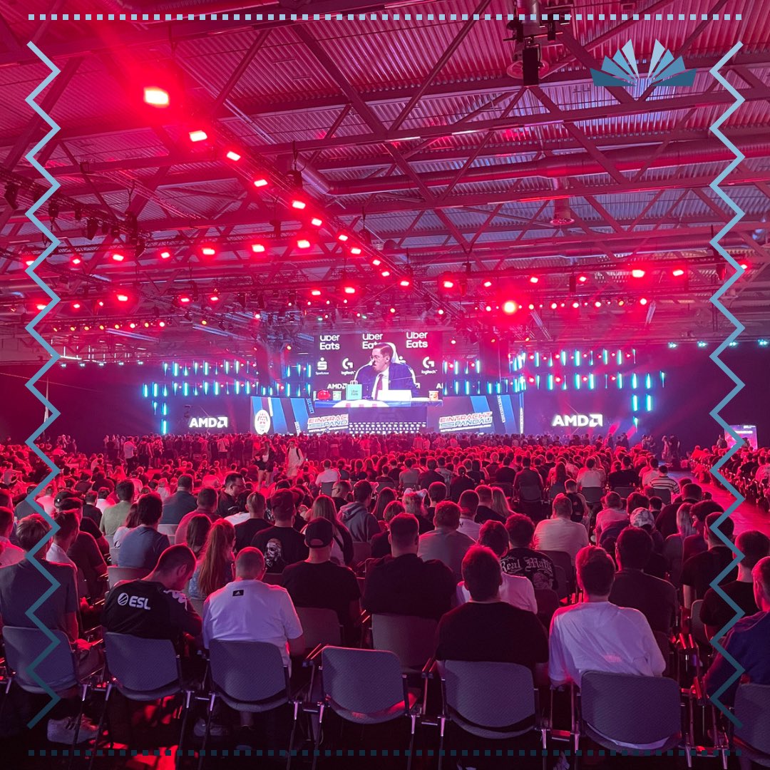 zmbc_gaming's tweet photo. Nach einem langen Tag auf der gamescom2023 unser Woche-Recap mit dem Abschluss unser Content-Reihe aus Düsseldorf und ein paar Eindrücken von der Contaku 2023 in Magdeburg. 😁🙏🏽

#gamescom2023 #RocketLeague #eSports #contaku2023 #magdeburg #anime #gaming https://t.co/U4DVHU5EYq